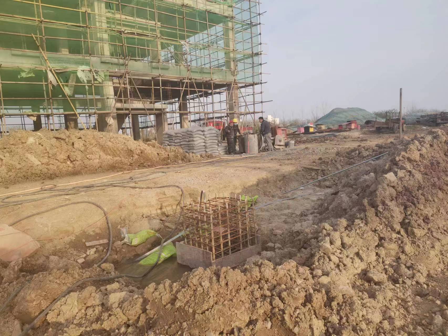 郑场镇当桥梁出现裂缝的时候应该及时加固修补